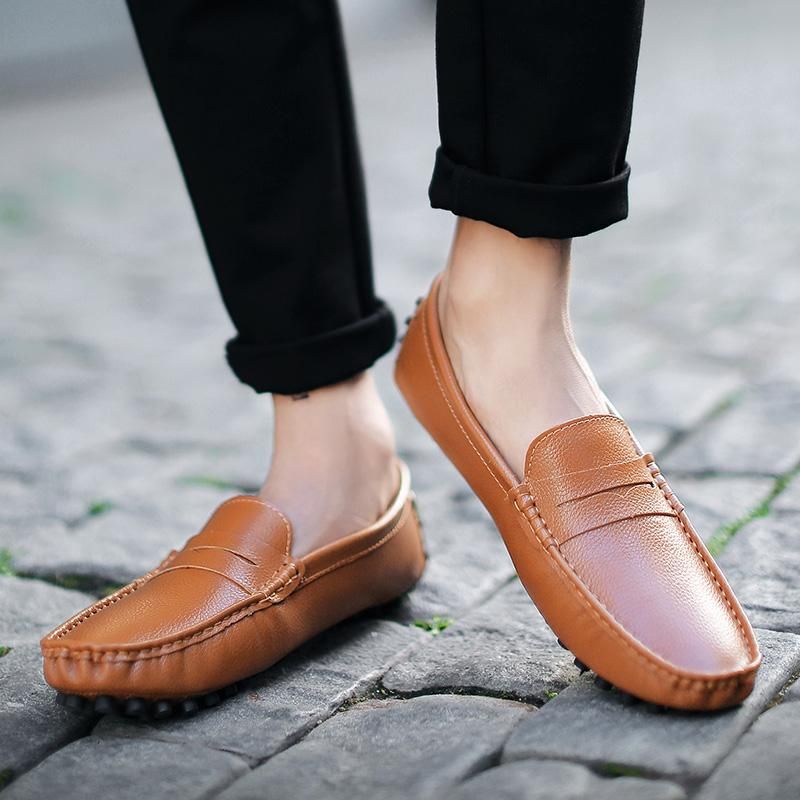 Loafers Ελαφρά Παπούτσια Από Γνήσιο Δέρμα Με Καρφιά